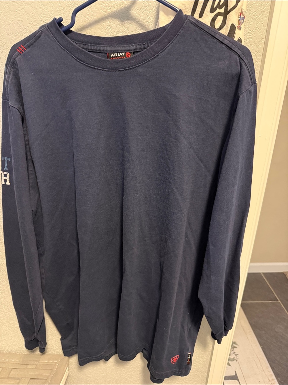 Ariat Long Sleeve Crewneck Shirt - Navy Blue